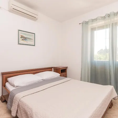 Gorgeous In With House Sea View
