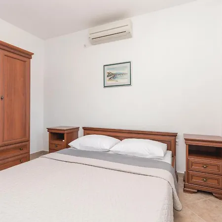 Gorgeous In With House Sea View