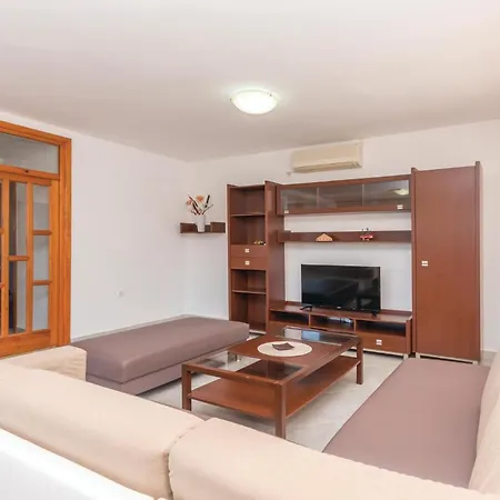 Gorgeous In With House Sea View بيت للعطل بيبينيا