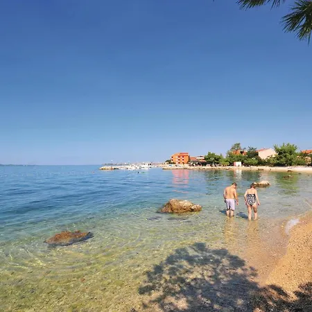 Crljenica Bb Cr Дом отдыха Бибинье